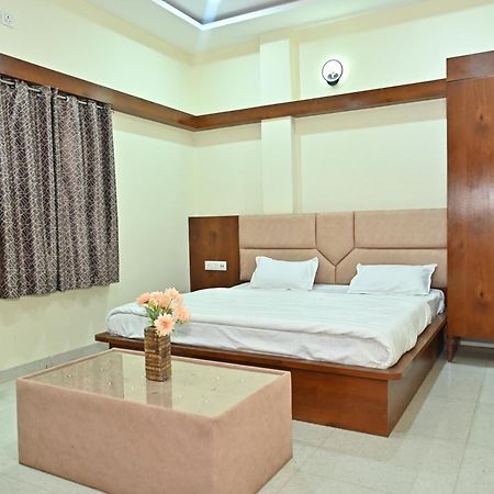 Indore Palace Exteriér fotografie